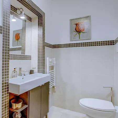 Colosseo Families And Groups 2bdr And アパート *